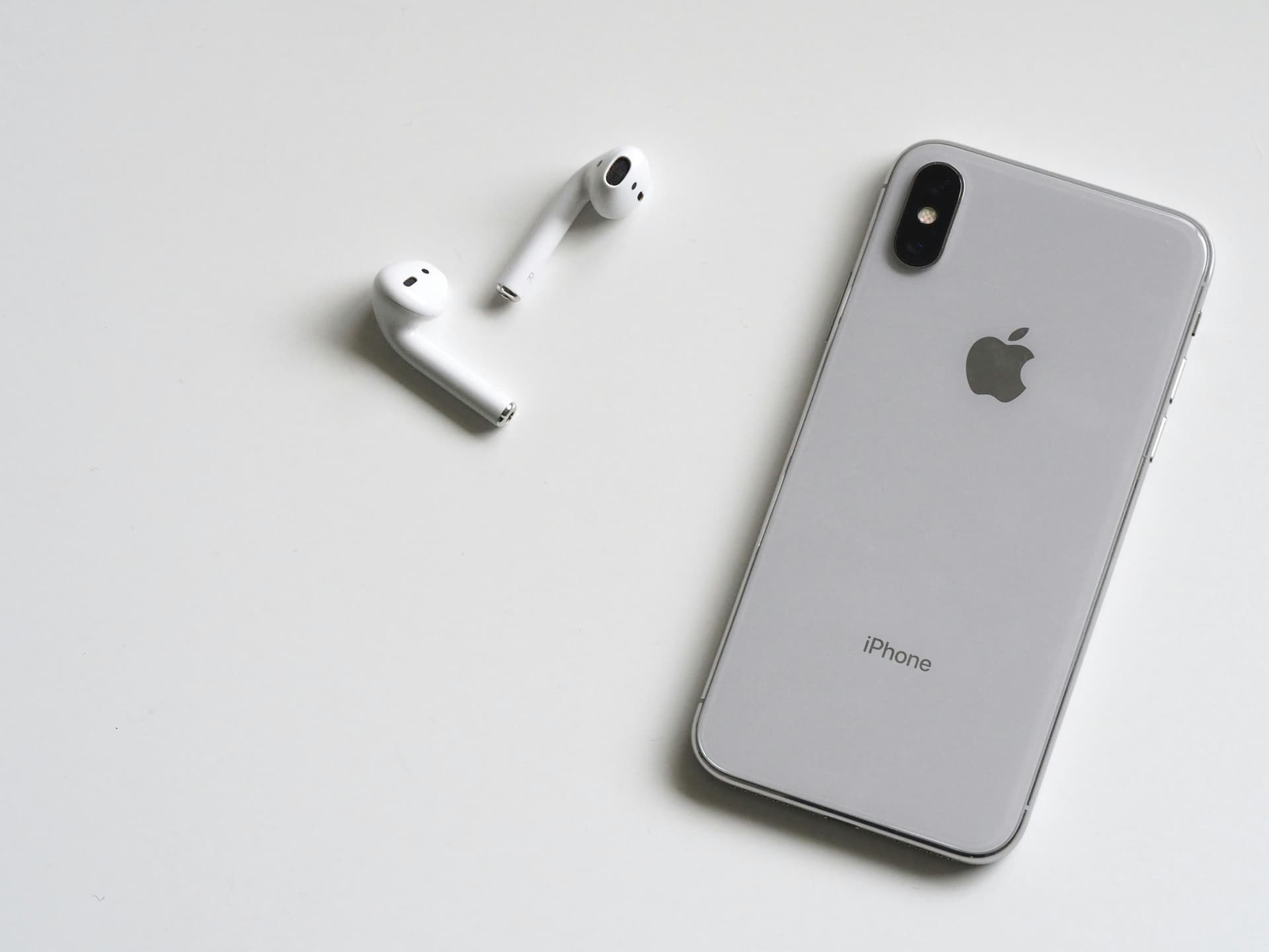 January 7, 2007: Steve Jobs Unveils the iPhone